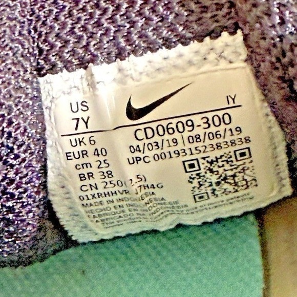 Nike Air Max Plus Youth/Boys 7Y Pre-Owned Sneakers Purple Shoes CD0609-300 TNAir - Picture 4 of 12